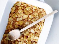 Apple Greek Yogurt Cake 